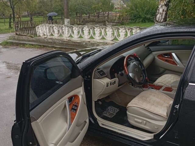 Черный Тойота Камри, объемом двигателя 3.5 л и пробегом 355 тыс. км за 7000 $, фото 11 на Automoto.ua