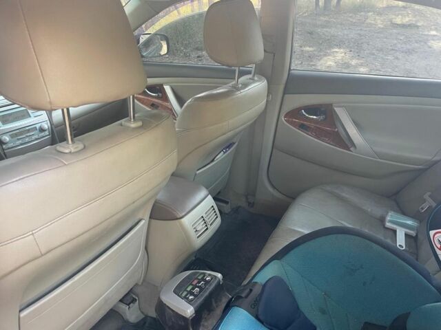 Черный Тойота Камри, объемом двигателя 2.4 л и пробегом 282 тыс. км за 5000 $, фото 11 на Automoto.ua