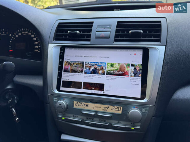 Черный Тойота Камри, объемом двигателя 3.5 л и пробегом 272 тыс. км за 10999 $, фото 6 на Automoto.ua