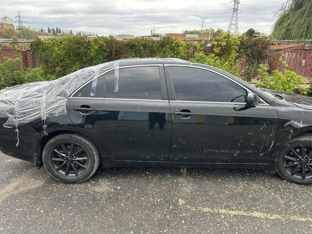 Черный Тойота Камри, объемом двигателя 2.4 л и пробегом 200 тыс. км за 4000 $, фото 3 на Automoto.ua