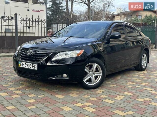 Черный Тойота Камри, объемом двигателя 2.36 л и пробегом 180 тыс. км за 8900 $, фото 4 на Automoto.ua