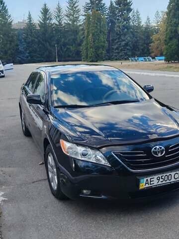 Черный Тойота Камри, объемом двигателя 3.5 л и пробегом 94 тыс. км за 15000 $, фото 1 на Automoto.ua