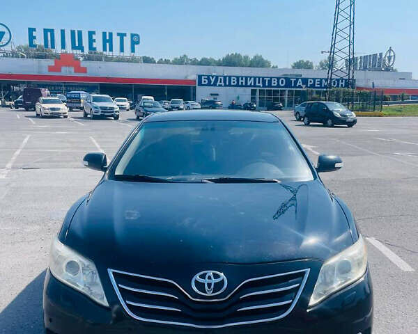 Черный Тойота Камри, объемом двигателя 2.36 л и пробегом 282 тыс. км за 7499 $, фото 6 на Automoto.ua