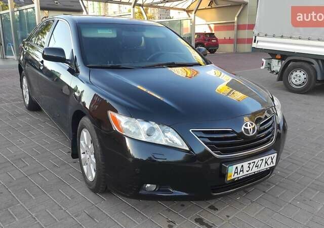 Чорний Тойота Камрі, об'ємом двигуна 2.36 л та пробігом 282 тис. км за 8500 $, фото 6 на Automoto.ua