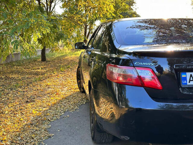 Чорний Тойота Камрі, об'ємом двигуна 2.36 л та пробігом 277 тис. км за 6500 $, фото 5 на Automoto.ua