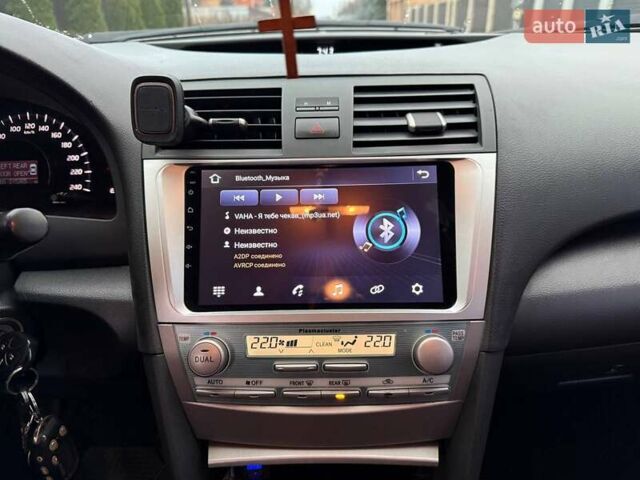 Черный Тойота Камри, объемом двигателя 2.36 л и пробегом 316 тыс. км за 8800 $, фото 21 на Automoto.ua