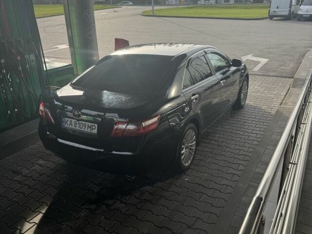 Черный Тойота Камри, объемом двигателя 2.4 л и пробегом 169 тыс. км за 8700 $, фото 1 на Automoto.ua