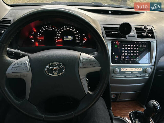 Черный Тойота Камри, объемом двигателя 2.36 л и пробегом 164 тыс. км за 8900 $, фото 25 на Automoto.ua