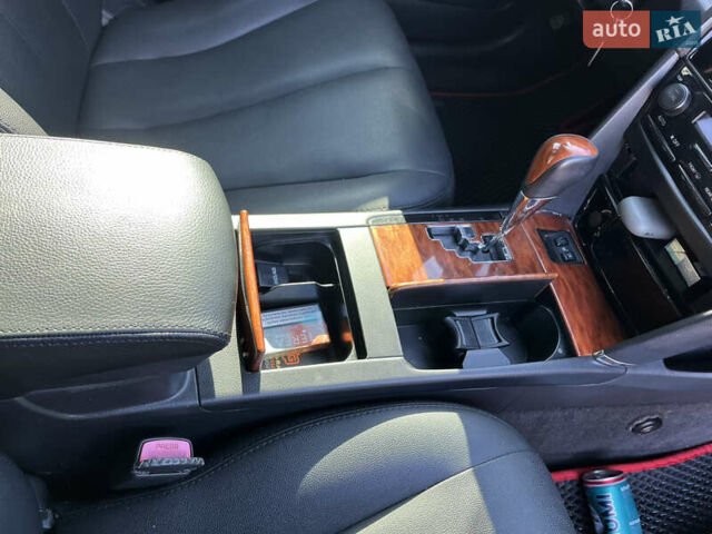 Черный Тойота Камри, объемом двигателя 3.5 л и пробегом 377 тыс. км за 10200 $, фото 66 на Automoto.ua