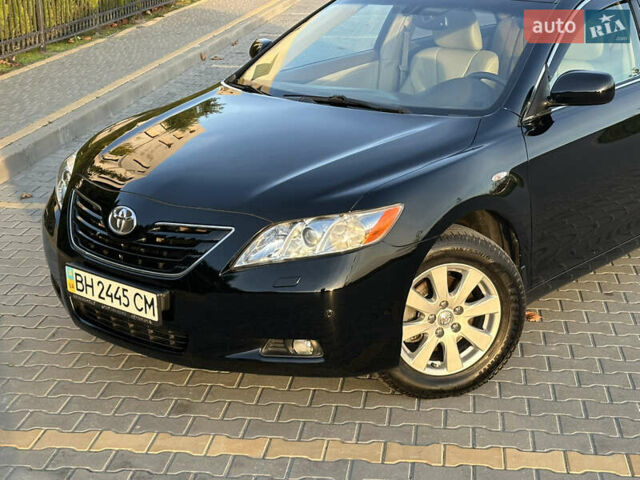 Черный Тойота Камри, объемом двигателя 2.4 л и пробегом 134 тыс. км за 11900 $, фото 8 на Automoto.ua
