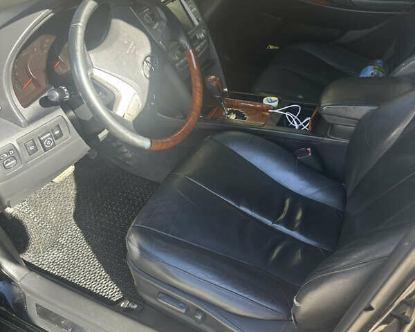 Чорний Тойота Камрі, об'ємом двигуна 3.5 л та пробігом 260 тис. км за 8300 $, фото 6 на Automoto.ua