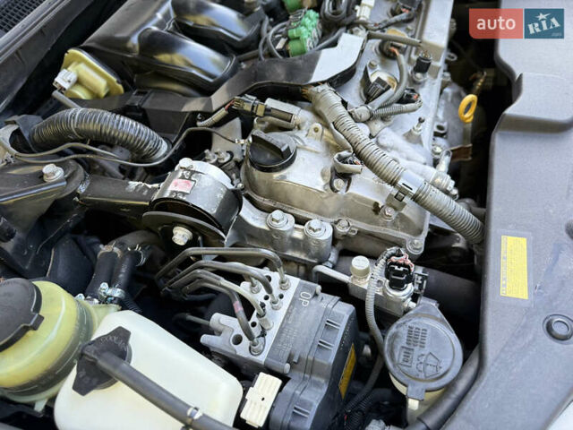 Чорний Тойота Камрі, об'ємом двигуна 3.46 л та пробігом 225 тис. км за 10300 $, фото 41 на Automoto.ua