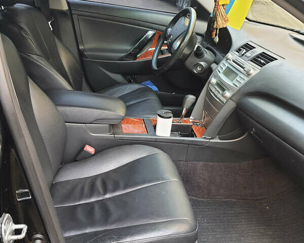 Черный Тойота Камри, объемом двигателя 2.36 л и пробегом 189 тыс. км за 12500 $, фото 4 на Automoto.ua