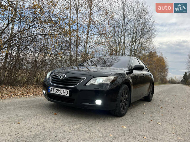 Чорний Тойота Камрі, об'ємом двигуна 3.5 л та пробігом 225 тис. км за 8900 $, фото 1 на Automoto.ua