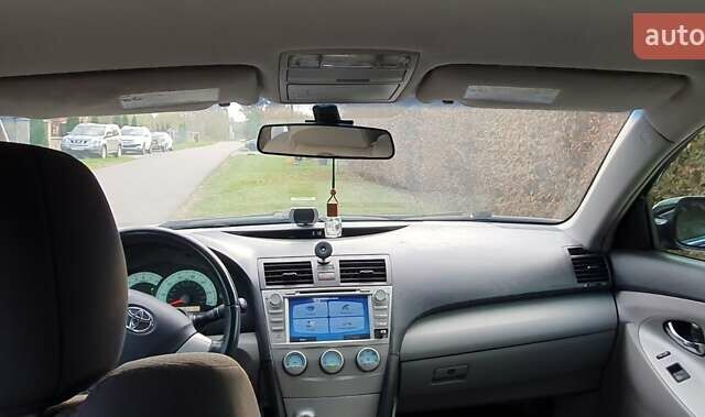 Черный Тойота Камри, объемом двигателя 2.4 л и пробегом 173 тыс. км за 7999 $, фото 5 на Automoto.ua