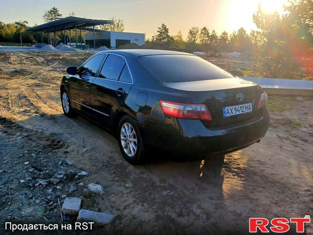 Черный Тойота Камри, объемом двигателя 2.4 л и пробегом 220 тыс. км за 8500 $, фото 2 на Automoto.ua