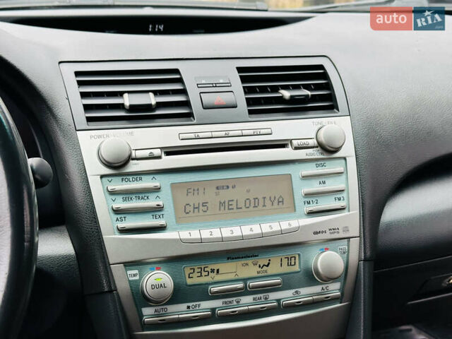 Чорний Тойота Камрі, об'ємом двигуна 2.36 л та пробігом 151 тис. км за 8800 $, фото 29 на Automoto.ua