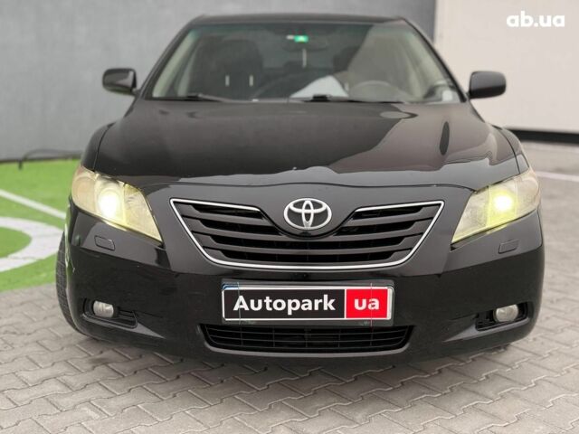 Чорний Тойота Камрі, об'ємом двигуна 2.4 л та пробігом 224 тис. км за 7990 $, фото 1 на Automoto.ua