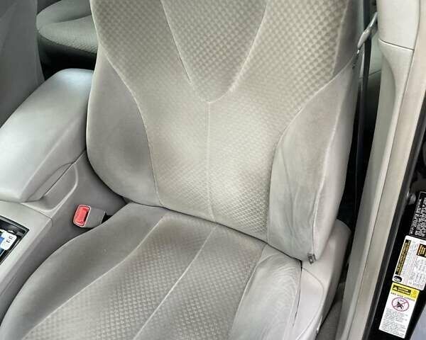 Черный Тойота Камри, объемом двигателя 2.4 л и пробегом 202 тыс. км за 9700 $, фото 6 на Automoto.ua