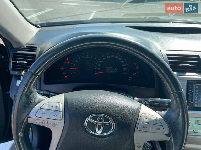 Чорний Тойота Камрі, об'ємом двигуна 2.36 л та пробігом 228 тис. км за 8200 $, фото 14 на Automoto.ua