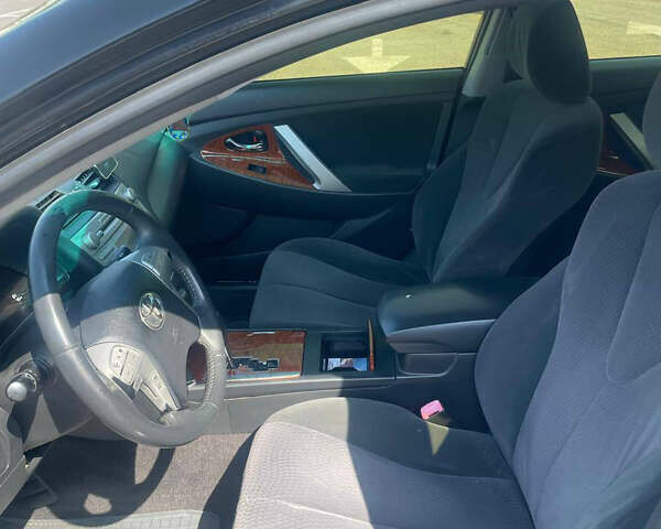 Черный Тойота Камри, объемом двигателя 2.36 л и пробегом 282 тыс. км за 7499 $, фото 8 на Automoto.ua