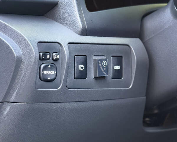 Чорний Тойота Камрі, об'ємом двигуна 3.46 л та пробігом 225 тис. км за 10300 $, фото 26 на Automoto.ua