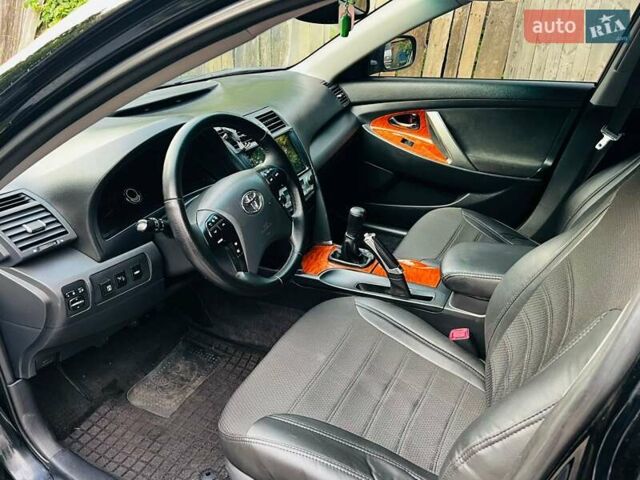 Чорний Тойота Камрі, об'ємом двигуна 2.36 л та пробігом 157 тис. км за 8500 $, фото 6 на Automoto.ua