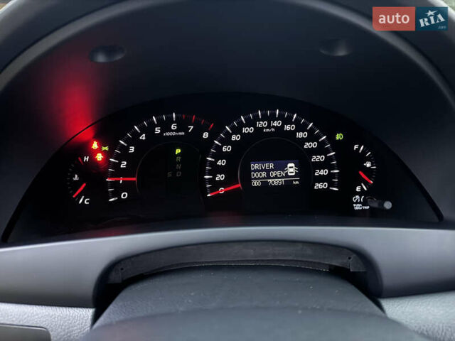 Черный Тойота Камри, объемом двигателя 3.5 л и пробегом 70 тыс. км за 17000 $, фото 27 на Automoto.ua