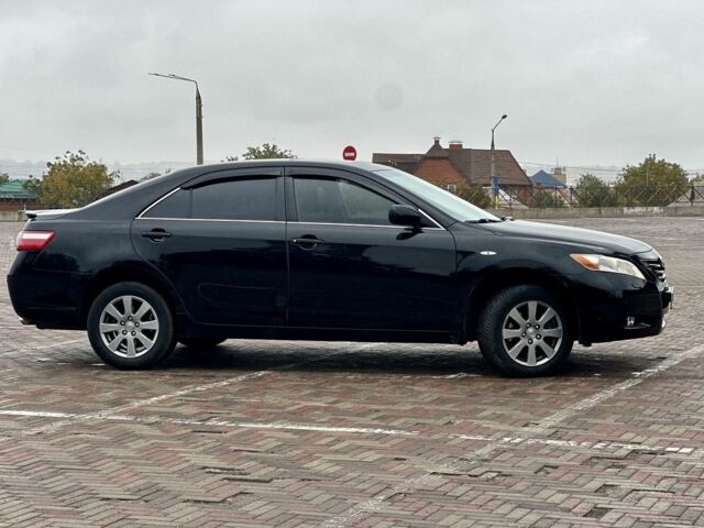 Чорний Тойота Камрі, об'ємом двигуна 0 л та пробігом 310 тис. км за 8500 $, фото 1 на Automoto.ua