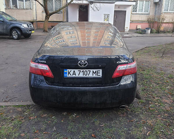 Черный Тойота Камри, объемом двигателя 2.36 л и пробегом 189 тыс. км за 12500 $, фото 1 на Automoto.ua