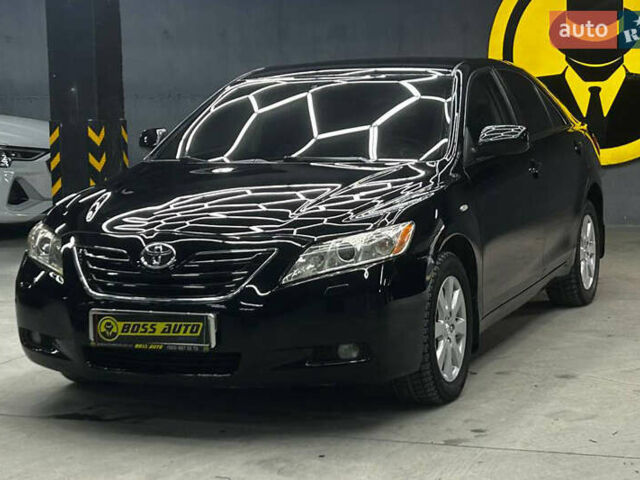 Тойота Камри 2008 в Черновцах на Automoto.ua Черный Тойота Камри, объемом двигателя 2.36 л и пробегом 290 тыс. км за 8000 $, фото 2 на Automoto.ua
