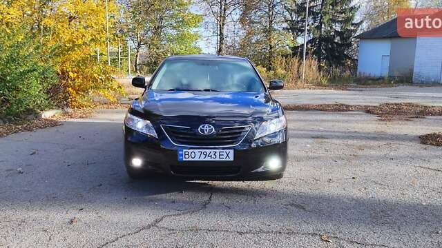 Чорний Тойота Камрі, об'ємом двигуна 3.5 л та пробігом 227 тис. км за 8900 $, фото 2 на Automoto.ua