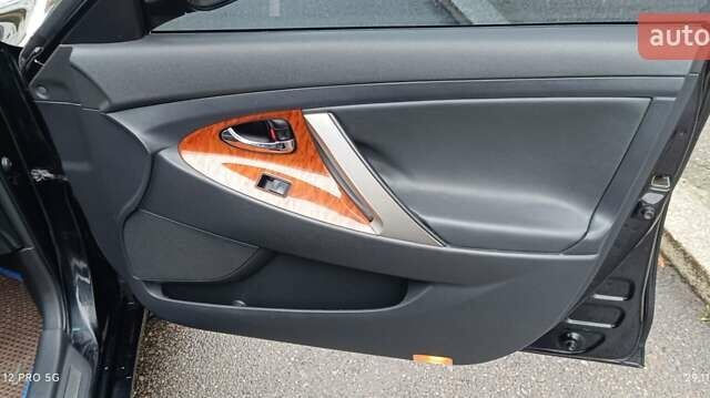 Черный Тойота Камри, объемом двигателя 2.4 л и пробегом 310 тыс. км за 7700 $, фото 15 на Automoto.ua