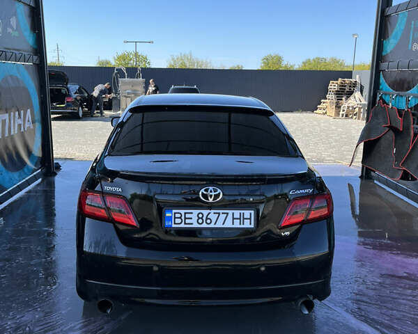 Черный Тойота Камри, объемом двигателя 3.5 л и пробегом 377 тыс. км за 10200 $, фото 7 на Automoto.ua