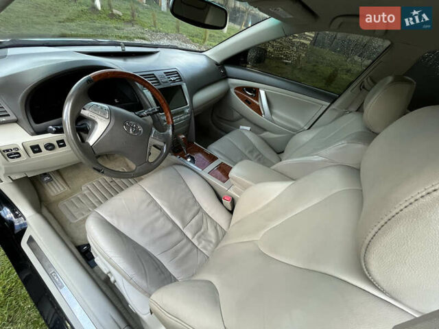 Чорний Тойота Камрі, об'ємом двигуна 3.5 л та пробігом 225 тис. км за 8900 $, фото 8 на Automoto.ua
