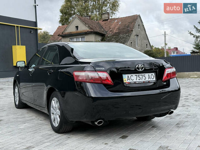 Черный Тойота Камри, объемом двигателя 3.5 л и пробегом 246 тыс. км за 11000 $, фото 9 на Automoto.ua