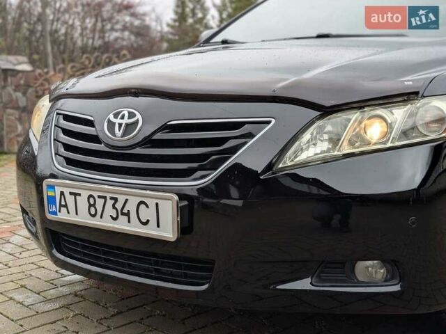 Черный Тойота Камри, объемом двигателя 2.4 л и пробегом 238 тыс. км за 7699 $, фото 3 на Automoto.ua