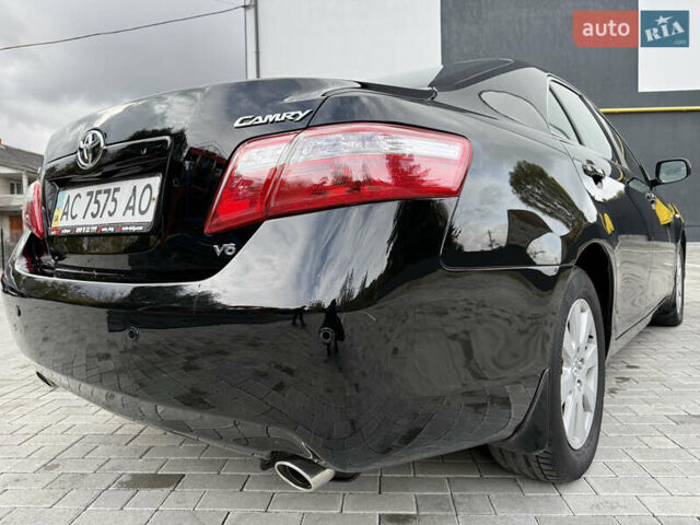 Черный Тойота Камри, объемом двигателя 3.5 л и пробегом 246 тыс. км за 11000 $, фото 29 на Automoto.ua