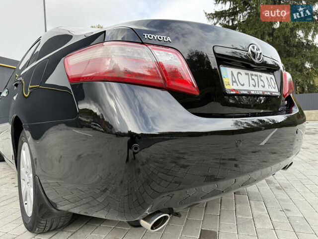 Черный Тойота Камри, объемом двигателя 3.5 л и пробегом 246 тыс. км за 11000 $, фото 28 на Automoto.ua