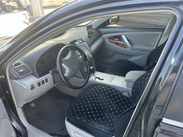 Тойота Камри 2008 в Харькове на Automoto.ua Черный Тойота Камри, объемом двигателя 2.4 л и пробегом 320 тыс. км за 8700 $, фото 7 на Automoto.ua