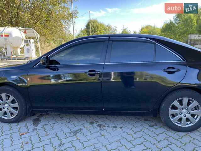 Черный Тойота Камри, объемом двигателя 2.4 л и пробегом 344 тыс. км за 7700 $, фото 6 на Automoto.ua