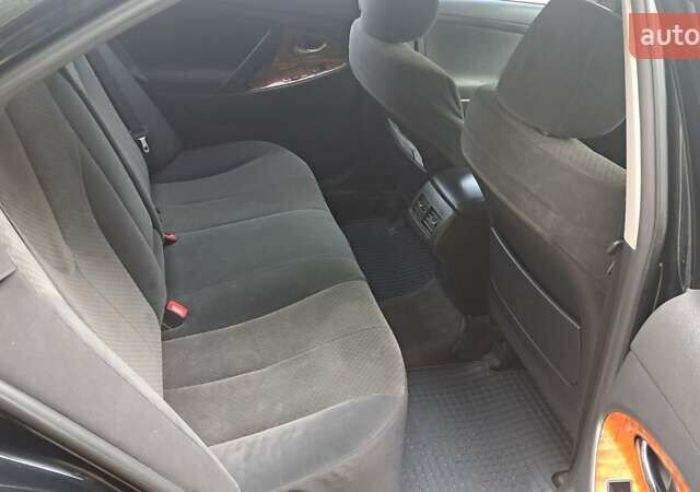 Черный Тойота Камри, объемом двигателя 2.36 л и пробегом 355 тыс. км за 7300 $, фото 13 на Automoto.ua