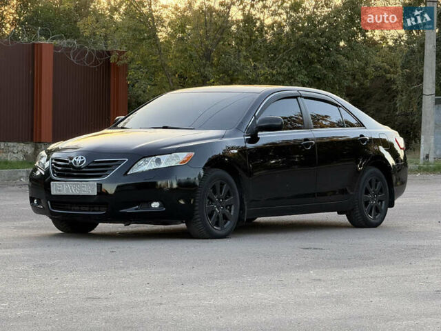 Чорний Тойота Камрі, об'ємом двигуна 3.46 л та пробігом 225 тис. км за 10300 $, фото 54 на Automoto.ua