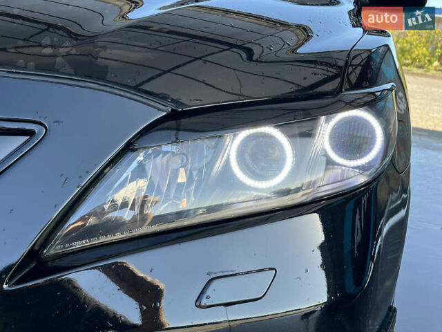 Черный Тойота Камри, объемом двигателя 3.5 л и пробегом 377 тыс. км за 10200 $, фото 52 на Automoto.ua