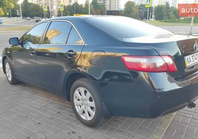 Чорний Тойота Камрі, об'ємом двигуна 2.36 л та пробігом 282 тис. км за 8500 $, фото 1 на Automoto.ua