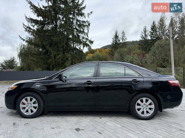 Черный Тойота Камри, объемом двигателя 3.5 л и пробегом 246 тыс. км за 11000 $, фото 7 на Automoto.ua