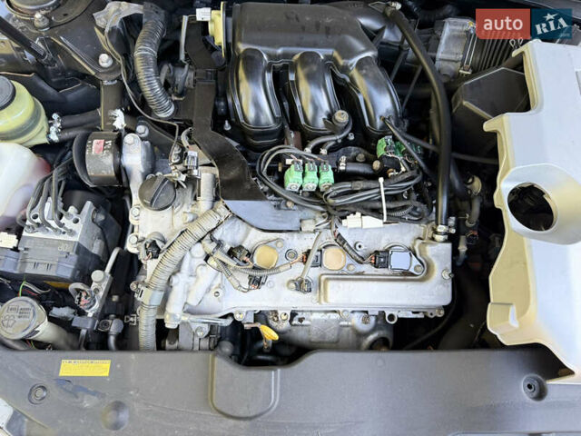 Чорний Тойота Камрі, об'ємом двигуна 3.46 л та пробігом 225 тис. км за 10300 $, фото 40 на Automoto.ua