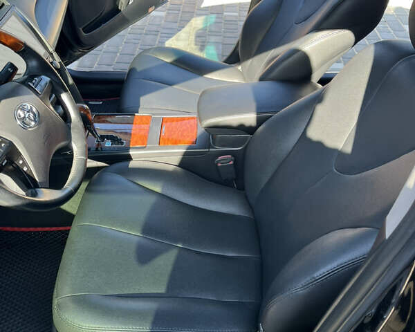 Черный Тойота Камри, объемом двигателя 3.5 л и пробегом 377 тыс. км за 10200 $, фото 61 на Automoto.ua