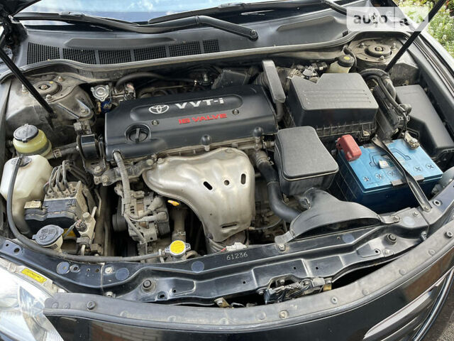 Чорний Тойота Камрі, об'ємом двигуна 2.4 л та пробігом 165 тис. км за 8900 $, фото 12 на Automoto.ua