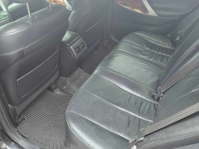 Черный Тойота Камри, объемом двигателя 3.5 л и пробегом 300 тыс. км за 7800 $, фото 7 на Automoto.ua